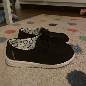 Hey Dide little kids